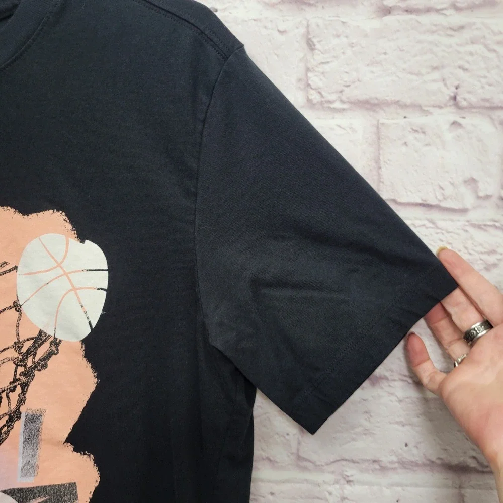 Air Jordan Jumpman Coral Graphic Tshirt Mens M Basketball Athletic‎ Streetwear